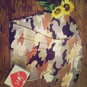 *ON HOLD* Lularoe Camo Maria Dress